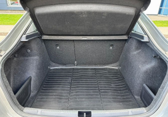 Подержанный автомобиль Skoda Rapid Liftback 2020 года (15 фото)