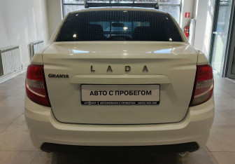Подержанный автомобиль LADA (ВАЗ) Granta Sedan 2023 года (7 фото)