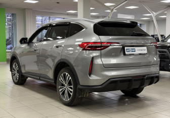 Подержанный автомобиль Haval F7 2023 года (7 фото)