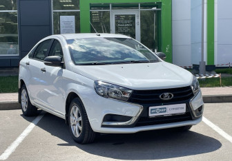 Подержанный автомобиль LADA (ВАЗ) Vesta Sedan 2020 года (3 фото)