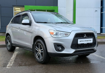 Подержанный автомобиль Mitsubishi ASX 2014 года (3 фото)
