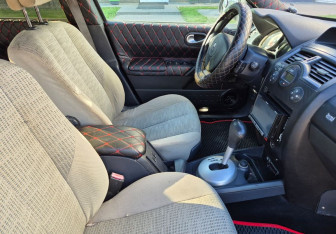 Подержанный автомобиль Renault Megane Sedan 2006 года (9 фото)