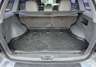 Подержанный автомобиль Hyundai Santa Fe 2008 года (16 фото)