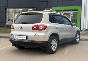 Подержанный автомобиль Volkswagen Tiguan 2011 года (5 фото)