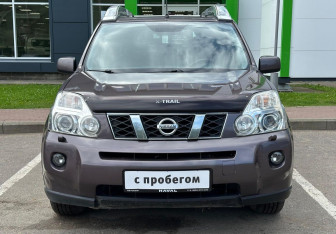 Подержанный автомобиль Nissan X-Trail 2008 года (2 фото)