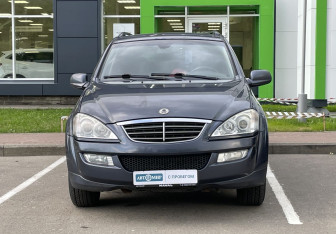 Подержанный автомобиль SsangYong Kyron 2011 года (2 фото)