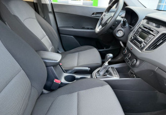 Подержанный автомобиль Hyundai Creta 2019 года (9 фото)