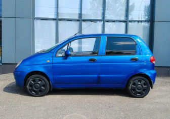 Подержанный автомобиль Daewoo Matiz 2013 года (5 фото)