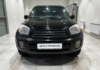 Подержанный автомобиль Toyota RAV4 2002 года (2 фото)