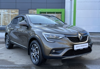 Подержанный автомобиль Renault Arkana 2019 года (3 фото)