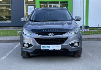 Подержанный автомобиль Hyundai ix35 2012 года (2 фото)