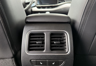 Подержанный автомобиль Haval F7x 2023 года (12 фото)