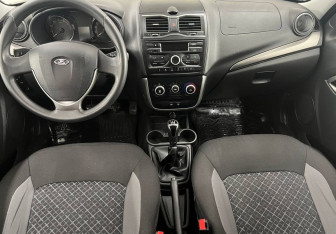 Подержанный автомобиль LADA (ВАЗ) Granta Liftback 2019 года (11 фото)