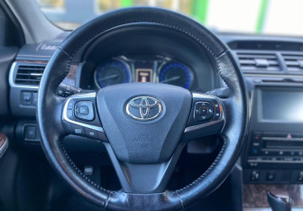 Подержанный автомобиль Toyota Camry Sedan 2016 года (13 фото)