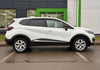 Подержанный автомобиль Renault Kaptur 2017 года (4 фото)