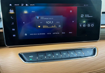 Подержанный автомобиль Haval Jolion 2023 года (12 фото)