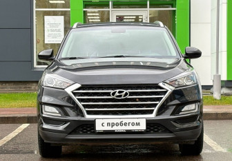 Подержанный автомобиль Hyundai Tucson 2020 года (2 фото)