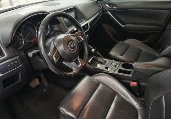 Подержанный автомобиль Mazda CX-5 2015 года (10 фото)