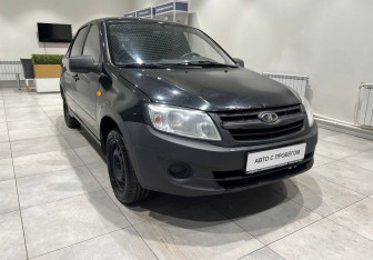 Подержанный автомобиль LADA (ВАЗ) Granta Sedan 2013 года (3 фото)