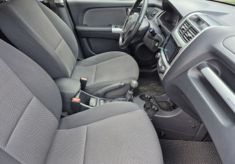 Подержанный автомобиль Kia Sportage 2010 года (10 фото)