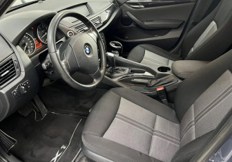 Подержанный автомобиль BMW X1 2012 года (9 фото)