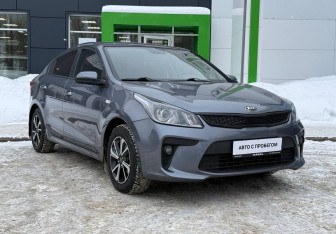 Подержанный автомобиль Kia Rio Sedan 2017 года (3 фото)