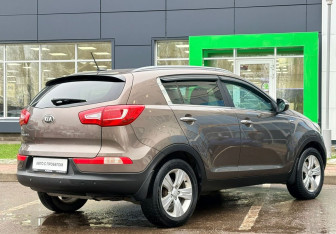 Подержанный автомобиль Kia Sportage 2013 года (6 фото)