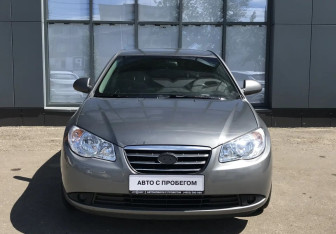 Подержанный автомобиль Hyundai Elantra Sedan 2006 года (2 фото)