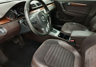 Подержанный автомобиль Volkswagen Passat Wagon 2011 года (10 фото)
