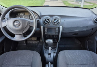 Подержанный автомобиль Nissan Almera Sedan 2014 года (9 фото)