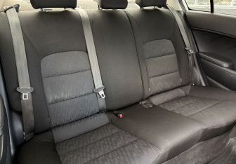 Подержанный автомобиль Kia Cerato Sedan 2013 года (11 фото)
