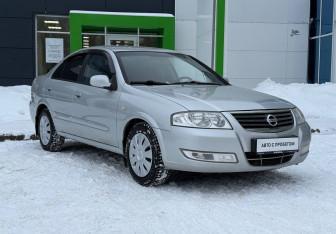 Подержанный автомобиль Nissan Almera Classic 2009 года (3 фото)