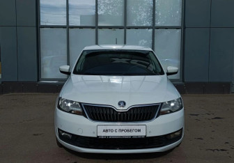 Подержанный автомобиль Skoda Rapid Liftback 2019 года (2 фото)