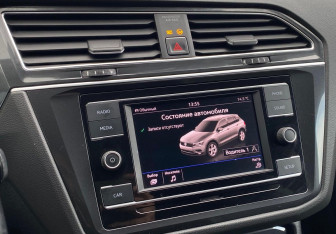 Подержанный автомобиль Volkswagen Tiguan 2017 года (14 фото)