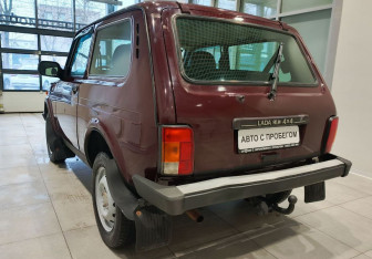 Подержанный автомобиль LADA (ВАЗ) 2121 (4x4) 2015 года (8 фото)