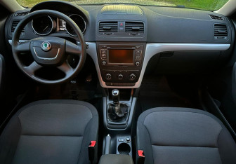Подержанный автомобиль Skoda Yeti 2013 года (9 фото)