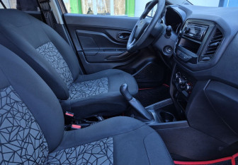 Подержанный автомобиль LADA (ВАЗ) XRAY 2019 года (10 фото)