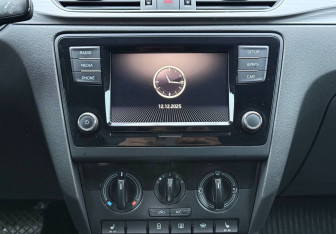 Подержанный автомобиль Skoda Rapid Liftback 2019 года (14 фото)