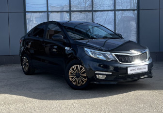 Подержанный автомобиль Kia Rio Sedan 2015 года (3 фото)