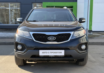 Подержанный автомобиль Kia Sorento 2009 года (2 фото)