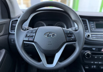 Подержанный автомобиль Hyundai Tucson 2016 года (11 фото)