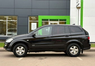 Подержанный автомобиль SsangYong Kyron 2012 года (8 фото)