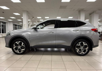 Подержанный автомобиль Haval F7 2022 года (8 фото)