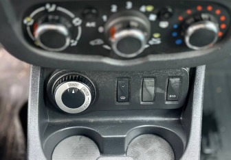 Подержанный автомобиль Renault Duster 2019 года (15 фото)