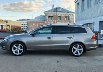 Подержанный автомобиль Volkswagen Passat Wagon 2011 года (5 фото)
