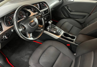 Подержанный автомобиль Audi A4 Sedan 2013 года (9 фото)