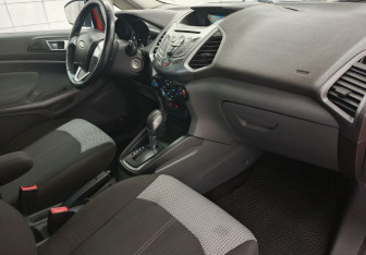 Подержанный автомобиль Ford EcoSport 2014 года (12 фото)