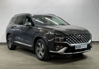 Подержанный автомобиль Hyundai Santa Fe 2021 года (3 фото)
