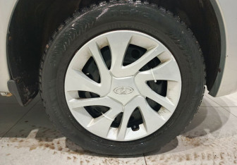 Подержанный автомобиль LADA (ВАЗ) Granta Sedan 2017 года (9 фото)