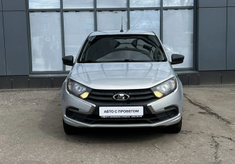Подержанный автомобиль LADA (ВАЗ) Granta Liftback 2019 года (2 фото)